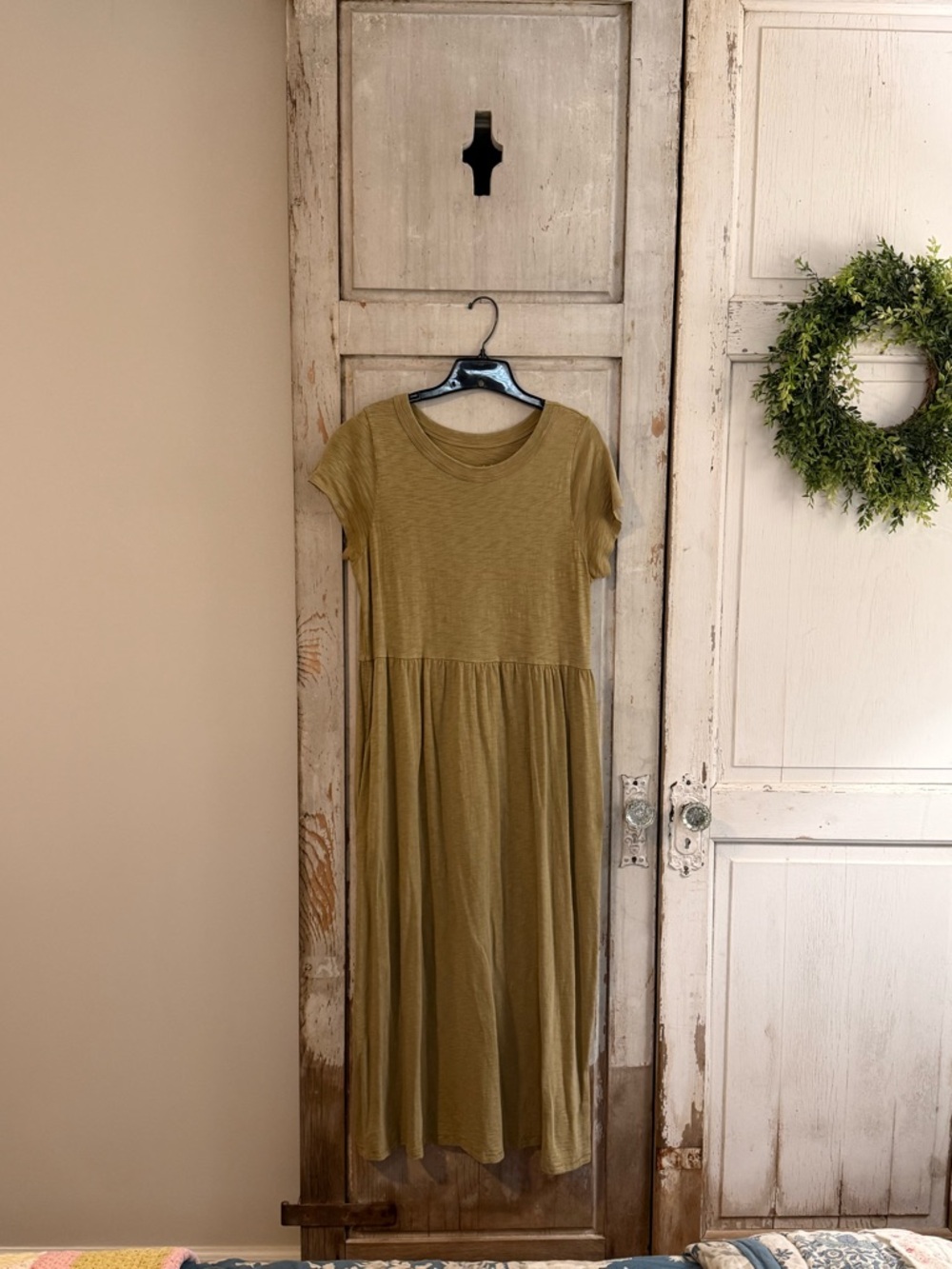 Universal Thread Olive Green Maxi Dress with Short Sleeves
